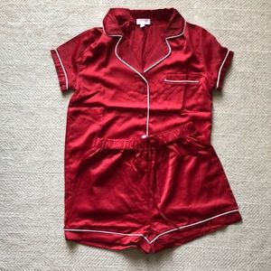 Pink Lily pajama set never worn